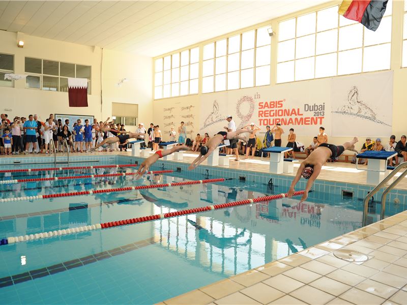 Dubai 2013 - Swimming